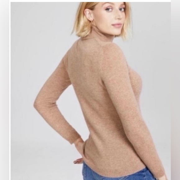 Charter Club Women’s Tan 100% Cashmere Table Turtleneck Size L NWT Lux Glam Soft - Picture 2 of 6